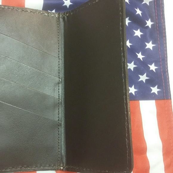 Hand Carved Leather Sheridan Roper Wallet - Picture 4 of 4